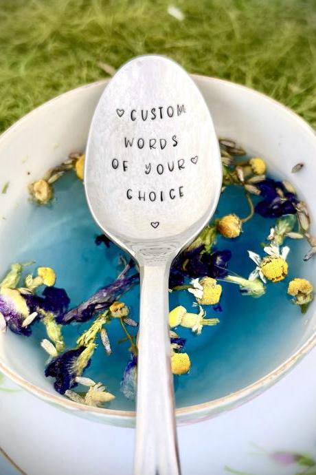 Customizable Hand stamped spoon, hand stamped metal, customizable stamped spoon, wedding present, silver metal, thoughtful gift for mom,